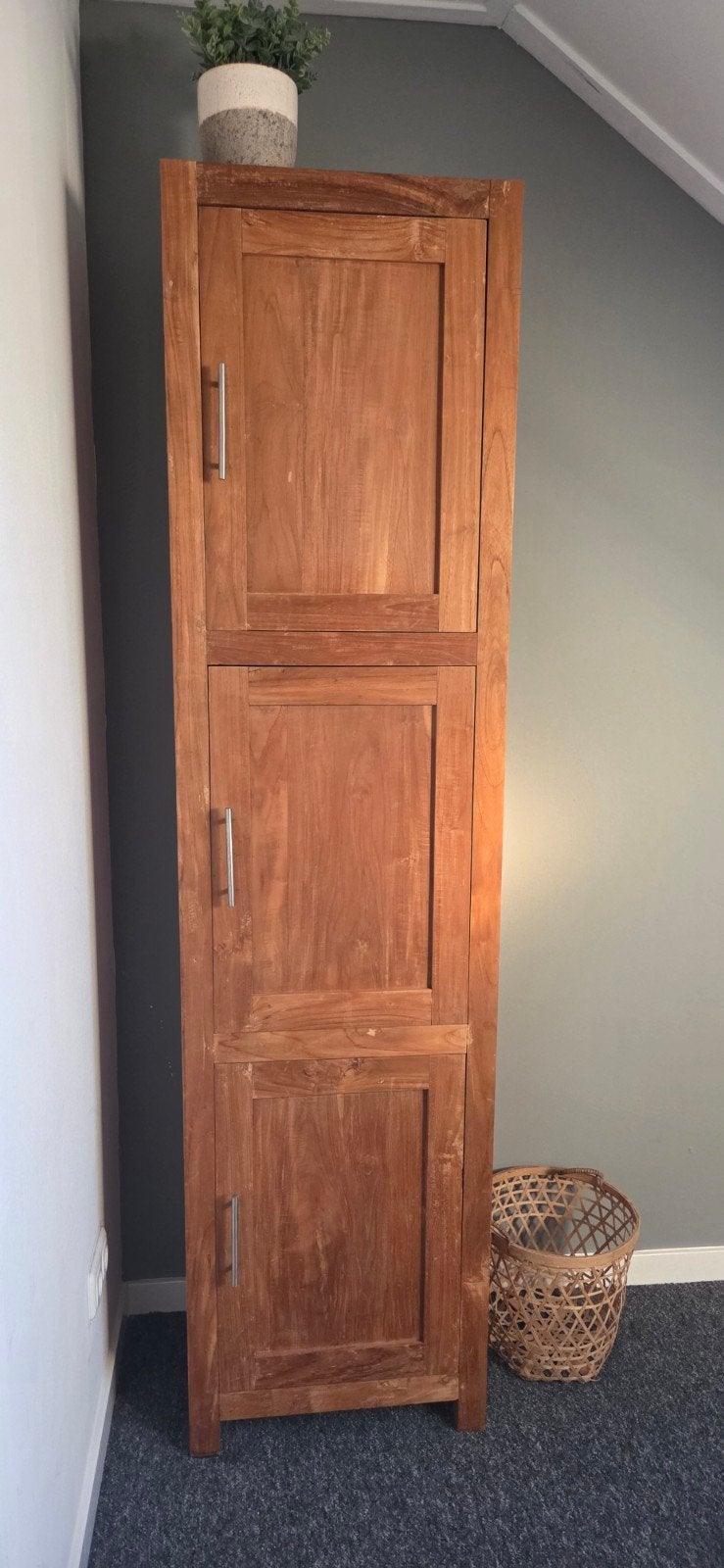 Teak houten kast met 3 deuren, Ophalen, Zo goed als nieuw