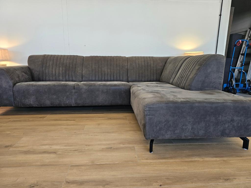 Hoekbank - Microvezel - Piano leuning, 125 cm of meer, 125 cm of meer, Zo goed als nieuw, Info@homefriesland.nl