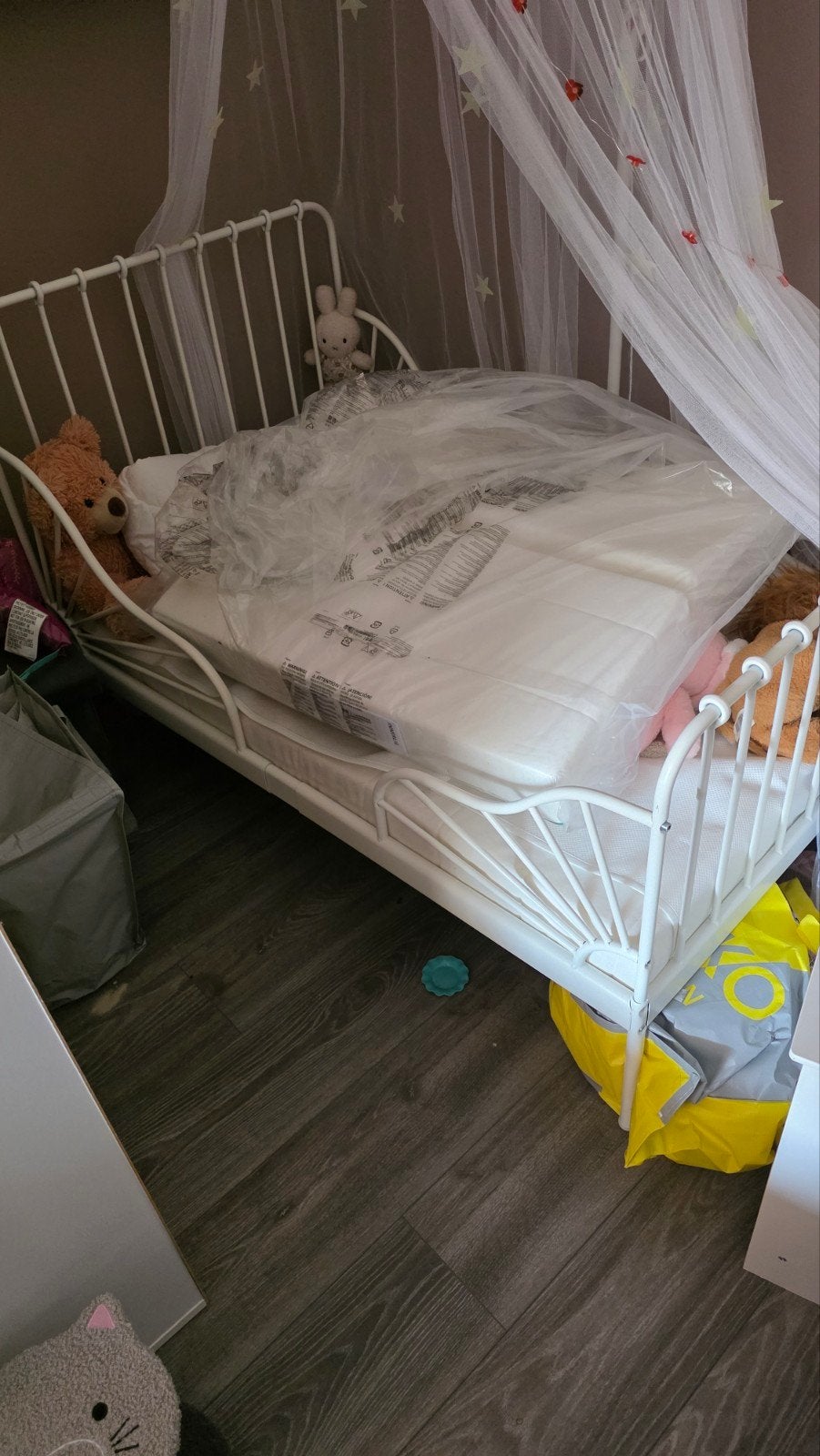 Ikea Minnen uitschuifbaar bed met matras, Ophalen, Gebruikt, 70 tot 85 cm, Matras