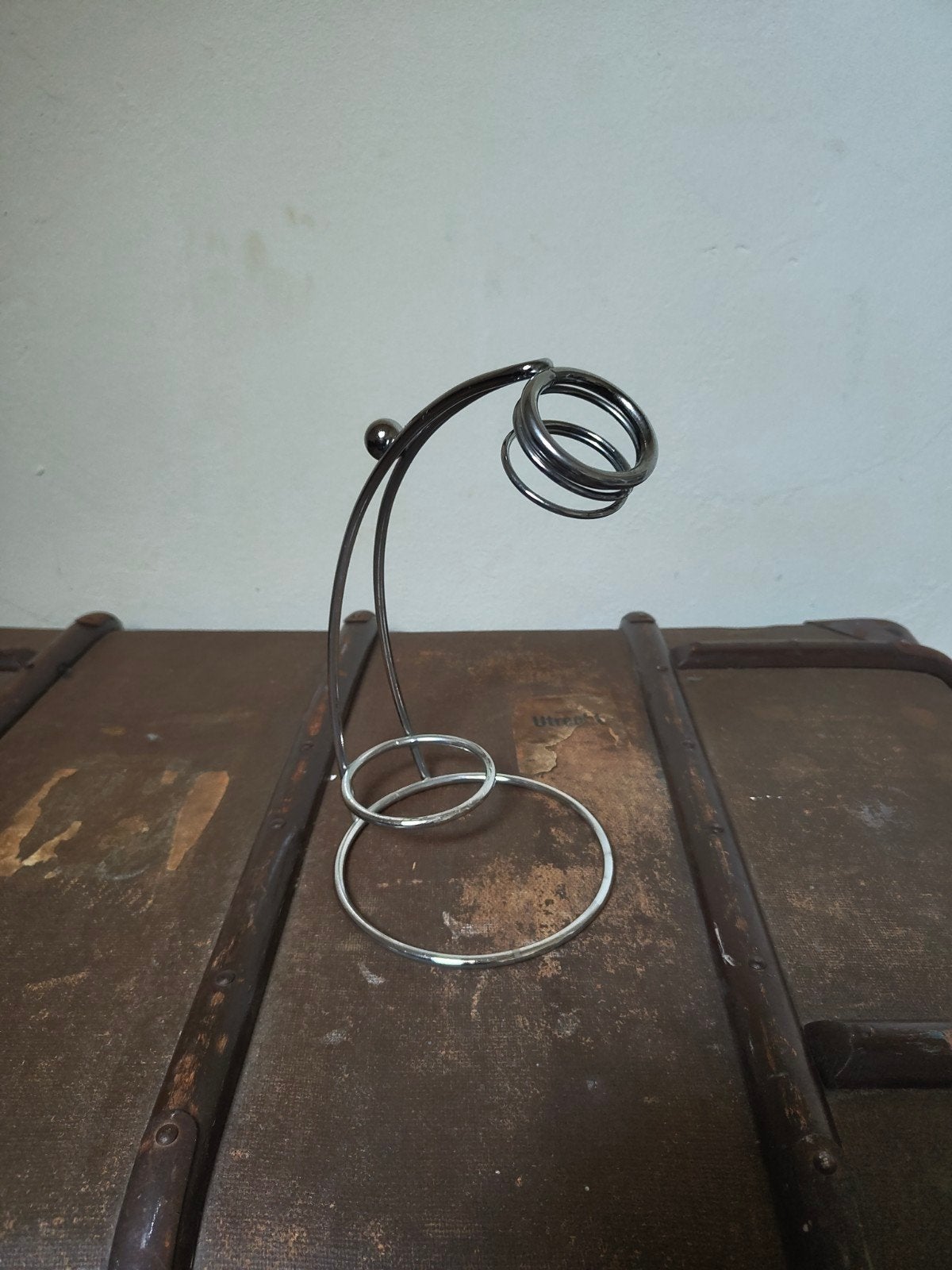 Metalen Wijnfleshouder - Modern Design, Ophalen of Verzenden, Zo goed als nieuw, Metaal, Minder dan 5 flessen