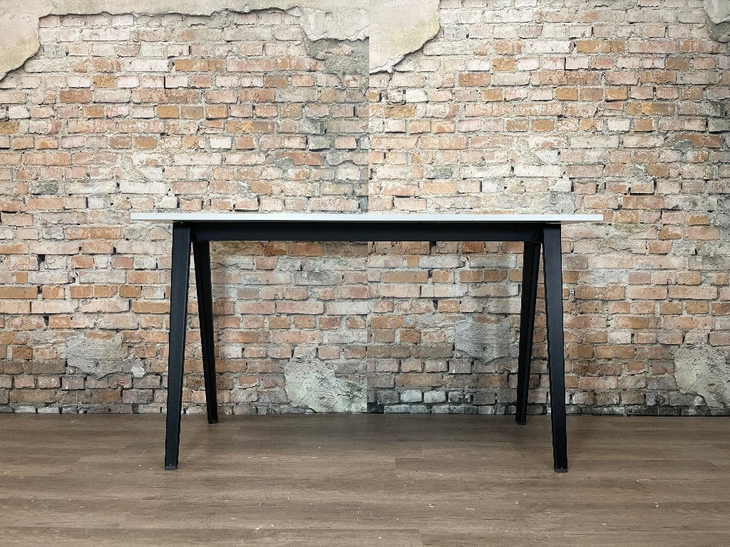 Steelcase B-Free Standing Height table bij TheReSales, Ophalen, Zo goed als nieuw