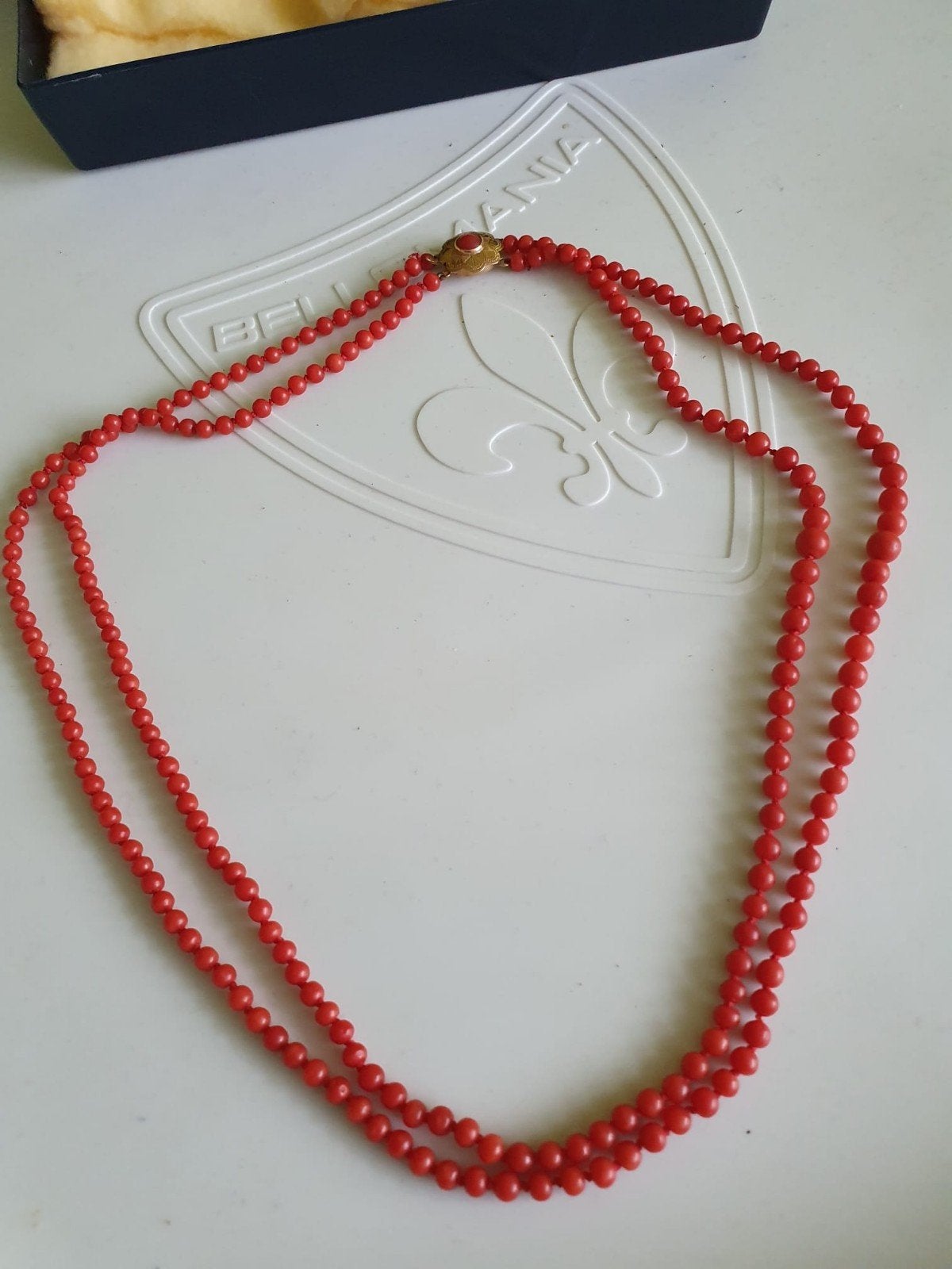 oude bloedkoralen ketting, Ophalen of Verzenden, Zo goed als nieuw, Goud, Goud