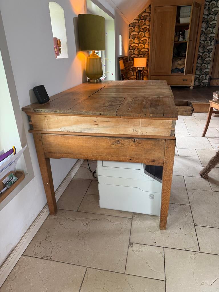 Antieke houten bureau/tafel met opbergruimte, Ophalen