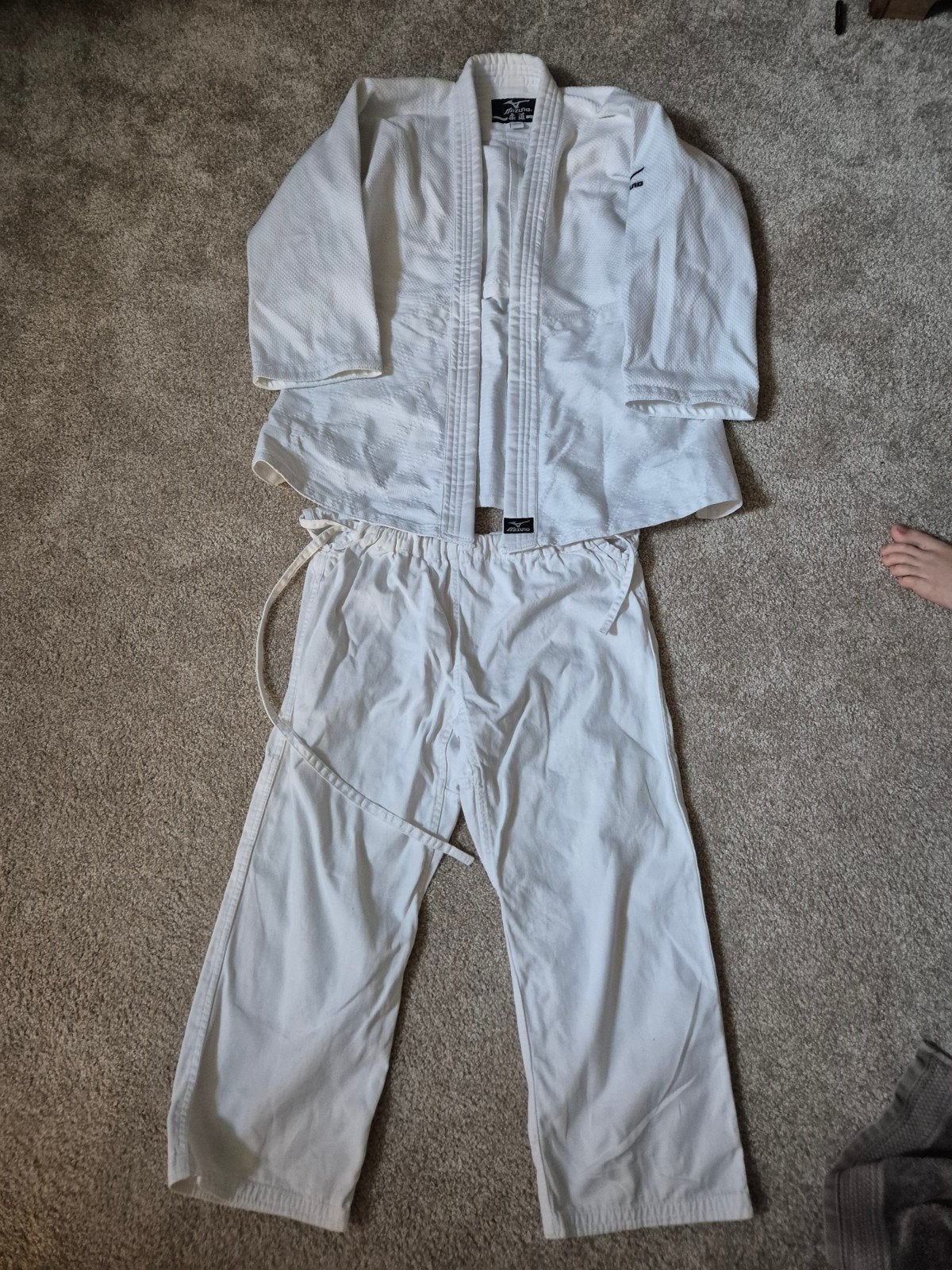 Mizuno judopak 150, Maat XS of kleiner, Judo, Vechtsportpak, Ophalen of Verzenden