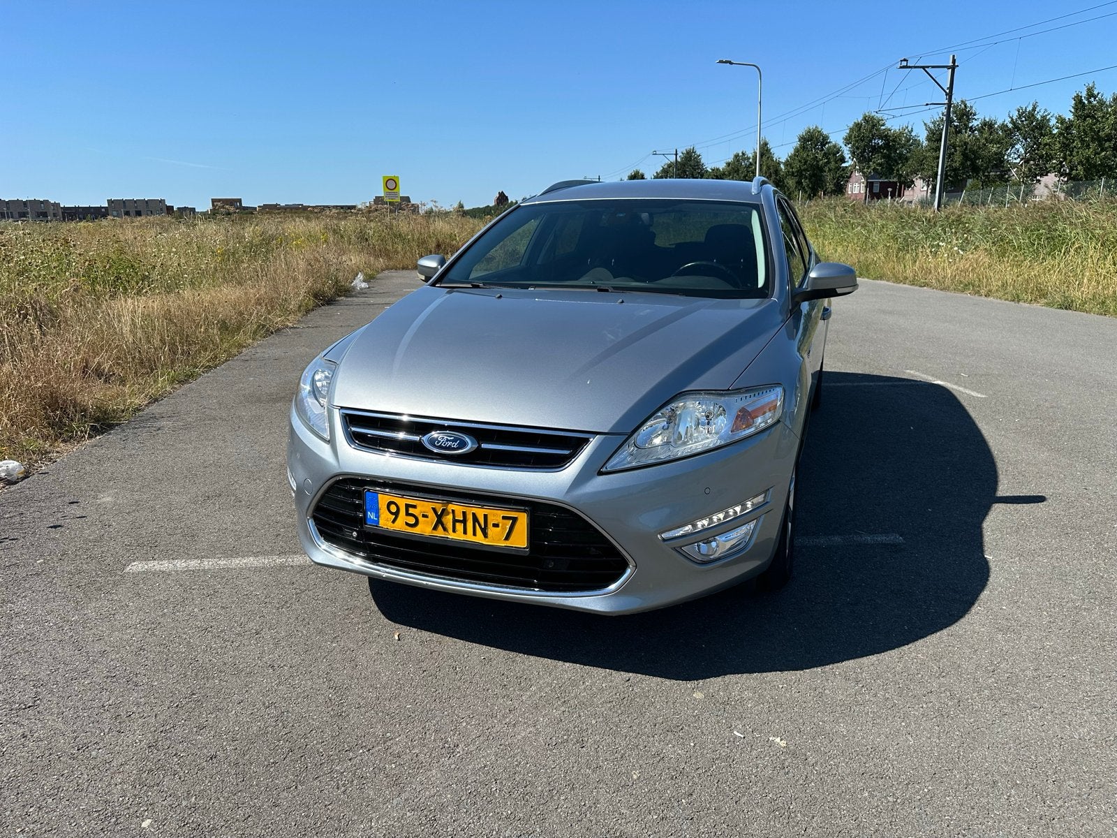 Ford Mondeo 1.6 16V 2012 Grijs, Auto's, Ford, Voorwielaandrijving, 1596 cc, Stof, Zwart