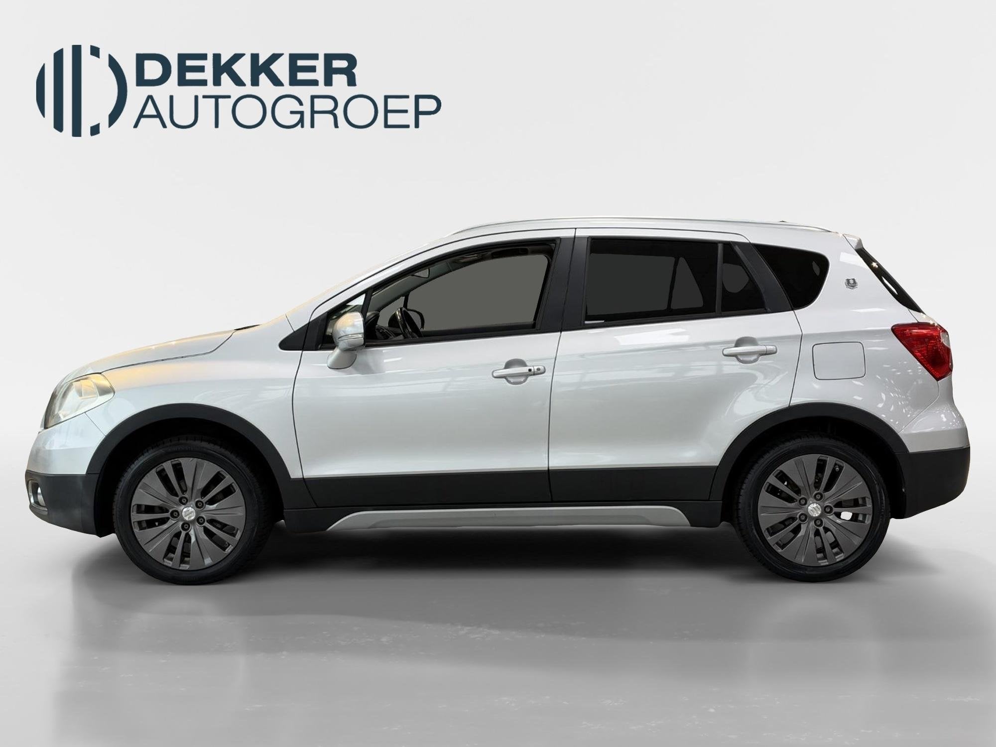 Suzuki SX4 S-Cross 1.6 Exclusive stoelverwarming | Panoramad, Auto's, Voorwielaandrijving, Stof, Gebruikt, Euro 6