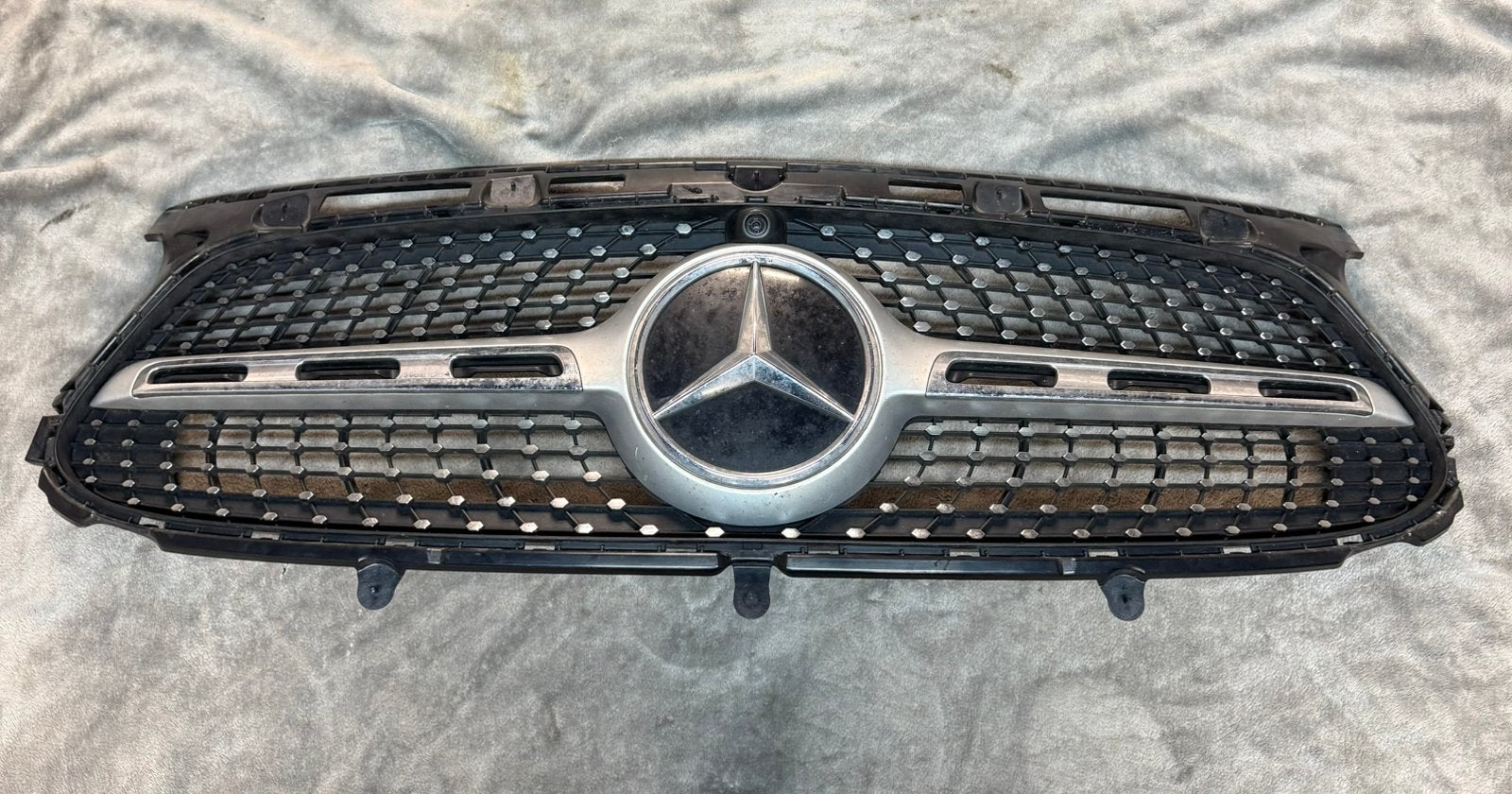 Complete grille ACC+ camera Mercedes Benz GLA type 247, Auto-onderdelen, Carrosserie en Plaatwerk, Ophalen of Verzenden, Voor