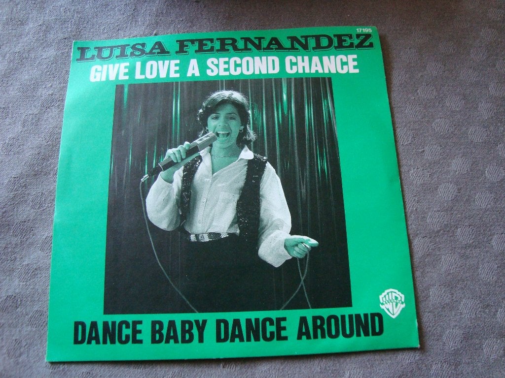 Luisa fernandez - give love a second chance, Ophalen of Verzenden, Zo goed als nieuw, Pop