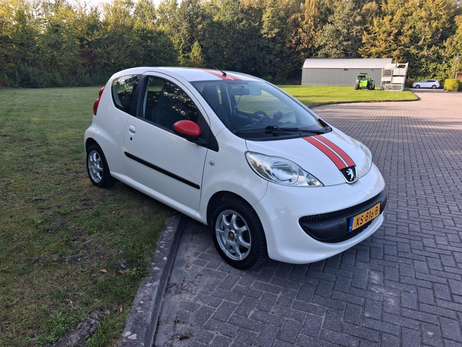 Peugeot 107 1.0 12V 3DR 2009 Wit, Voorwielaandrijving, 4 stoelen, Handgeschakeld, Particulier