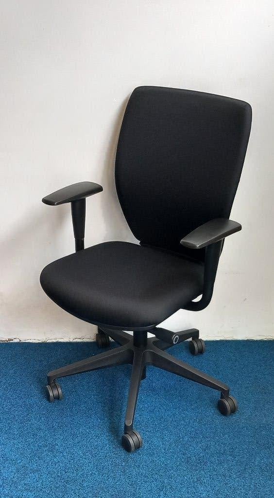 Als Nieuw Bureaustoel Stoel JULIET A320 van 706 SeatingGroup, Ophalen, Zwart, Zo goed als nieuw, Bureaustoel