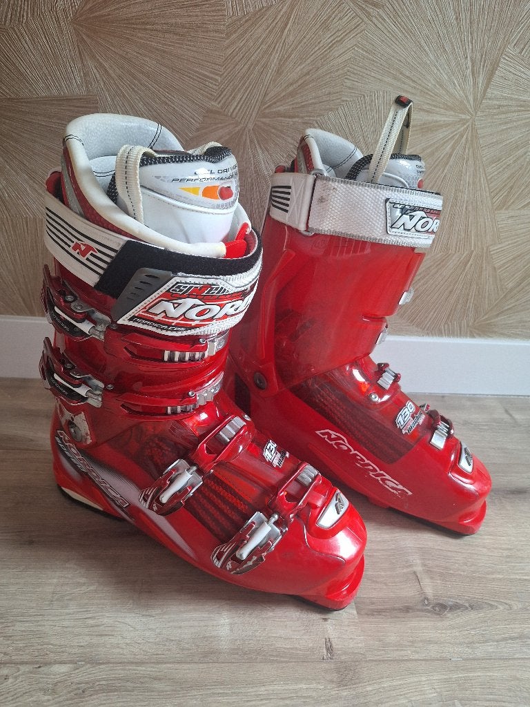 Nordica Speedmachine 130 skischoenen 280-285 maat 43, 160 tot 180 cm, Gebruikt, Schoenen, Ophalen of Verzenden