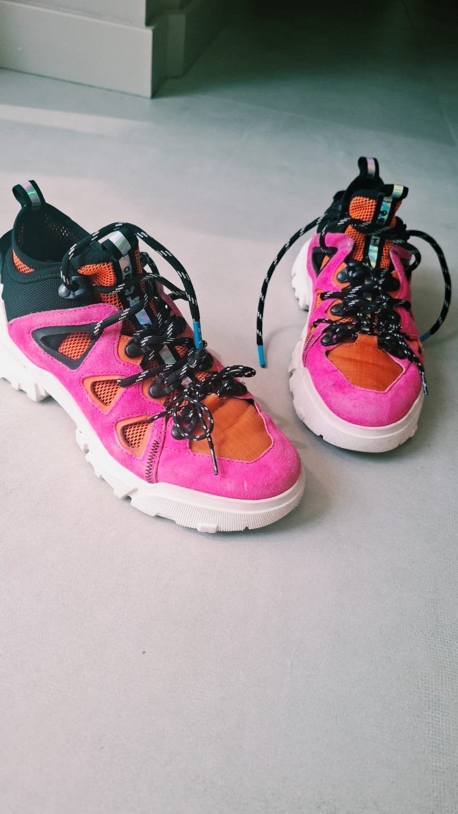 MCQ Alexander McQueen Orbyt Mid sneakers, Verzenden, Sneakers of Gympen, Roze, Gedragen