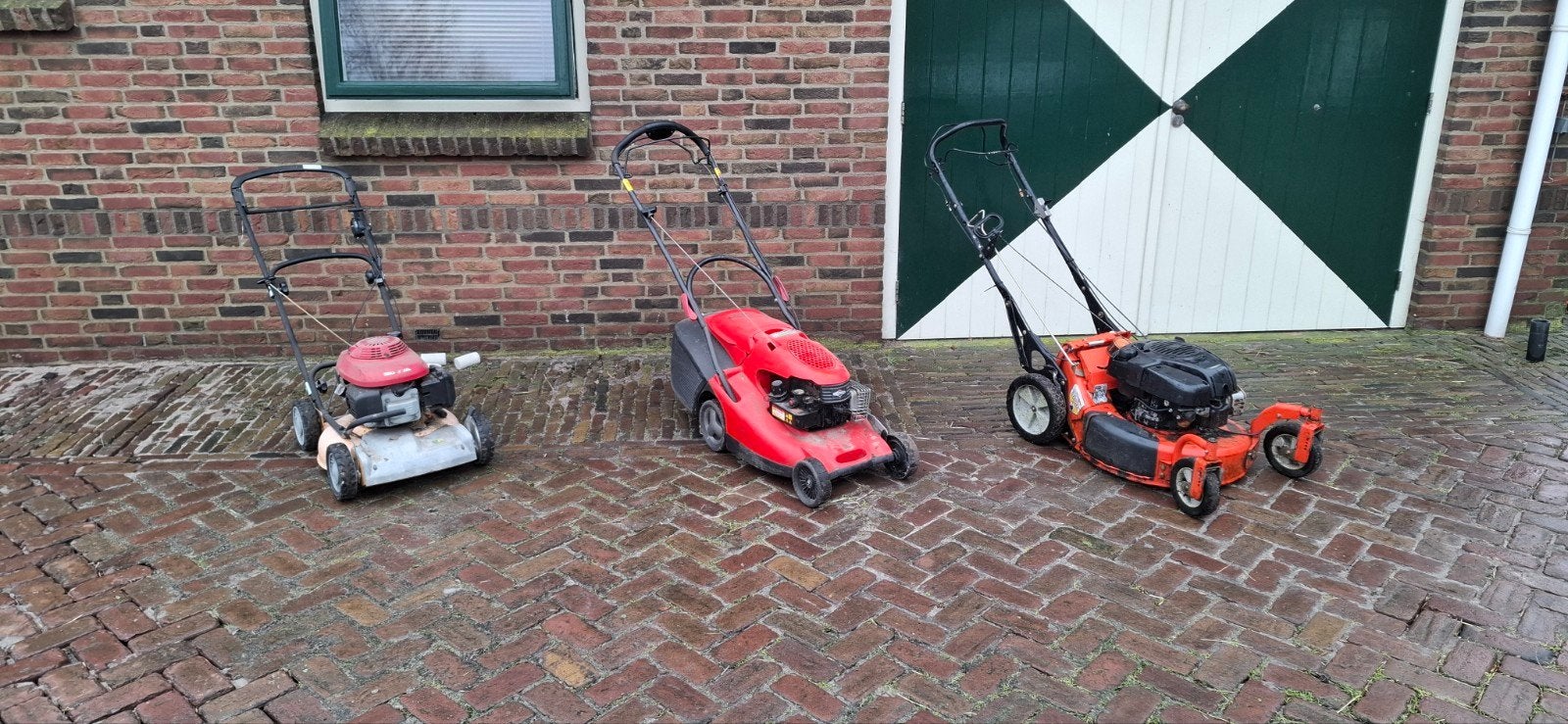 3 loop sloop opknapper maaiers, Ophalen