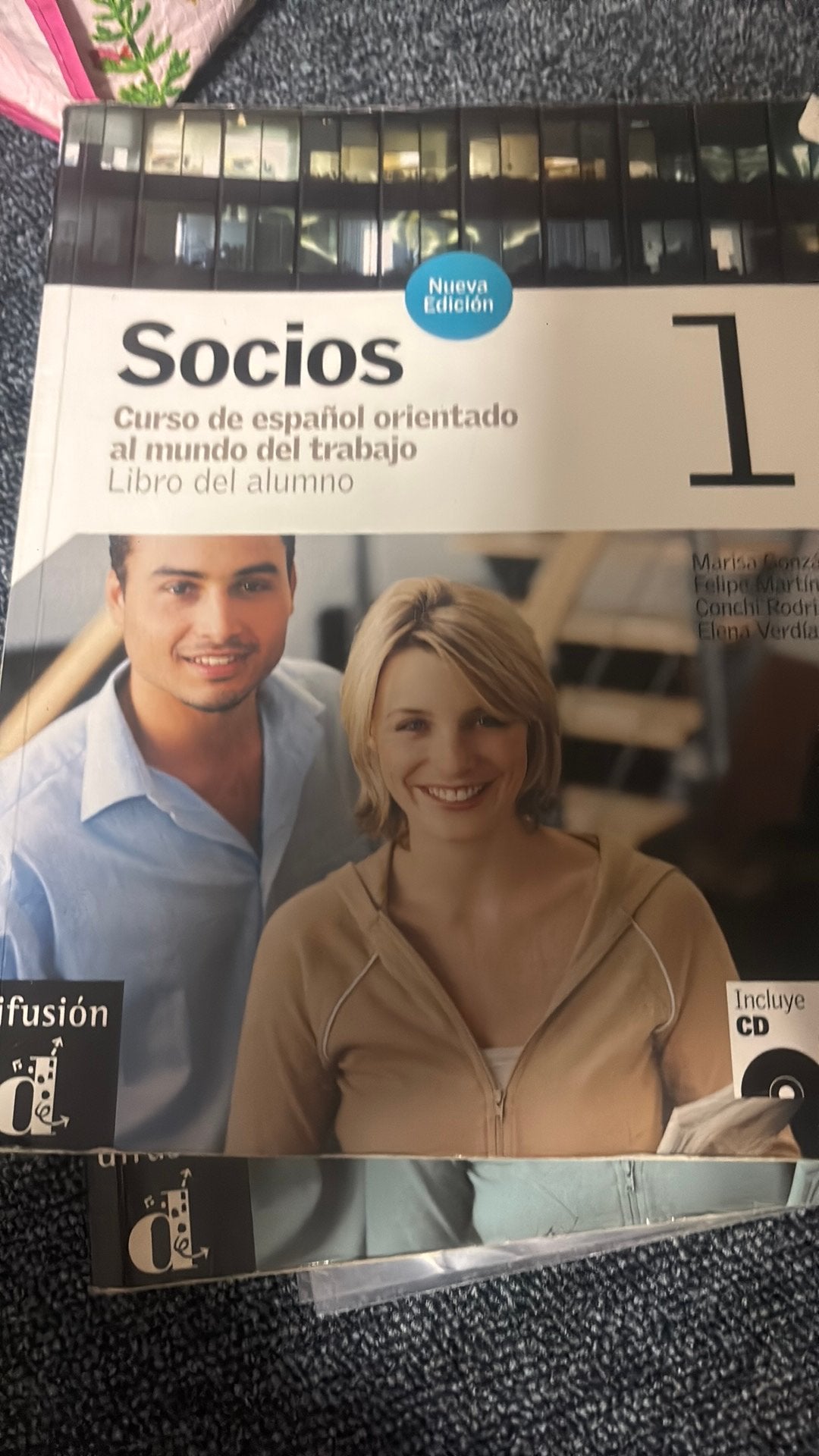 Socios  spaanse leerboeken mbo, Ophalen of Verzenden, Alpha, Gelezen, MBO