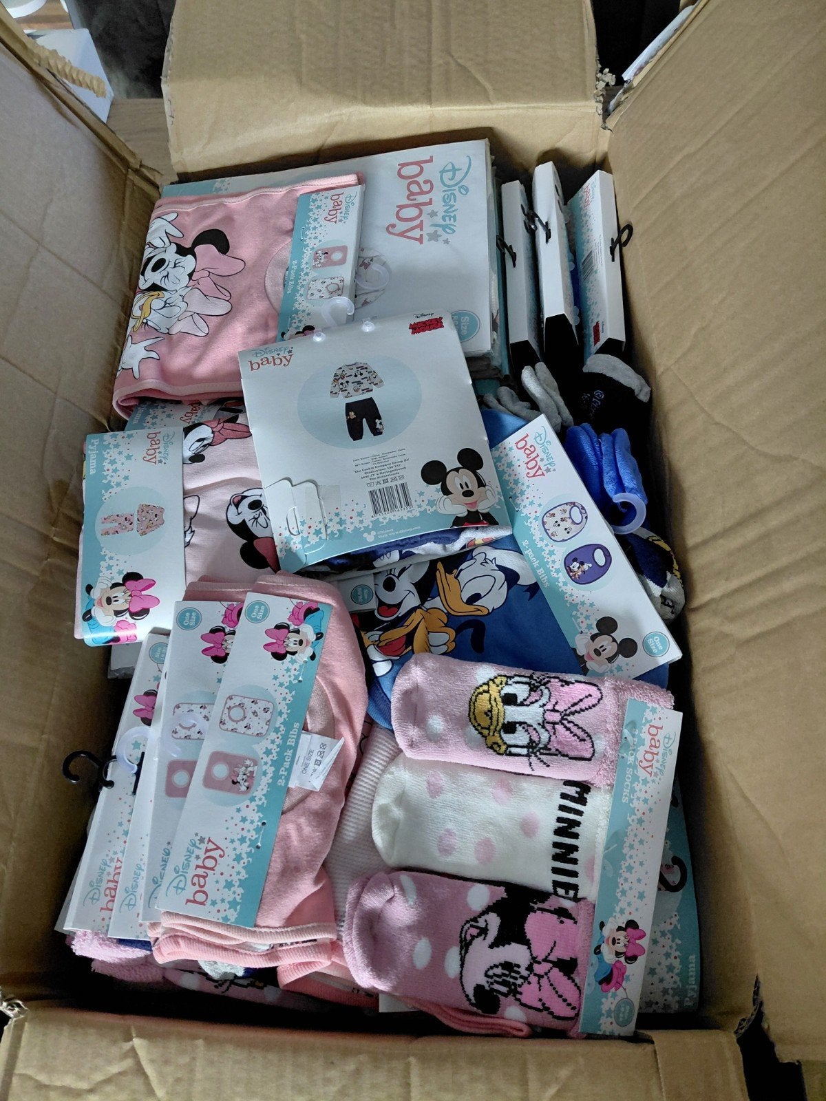 Partij Disney baby- en kinderkleding nieuw met label 200 st, Ophalen of Verzenden, Nieuw, Disney Baby, Jongetje of Meisje