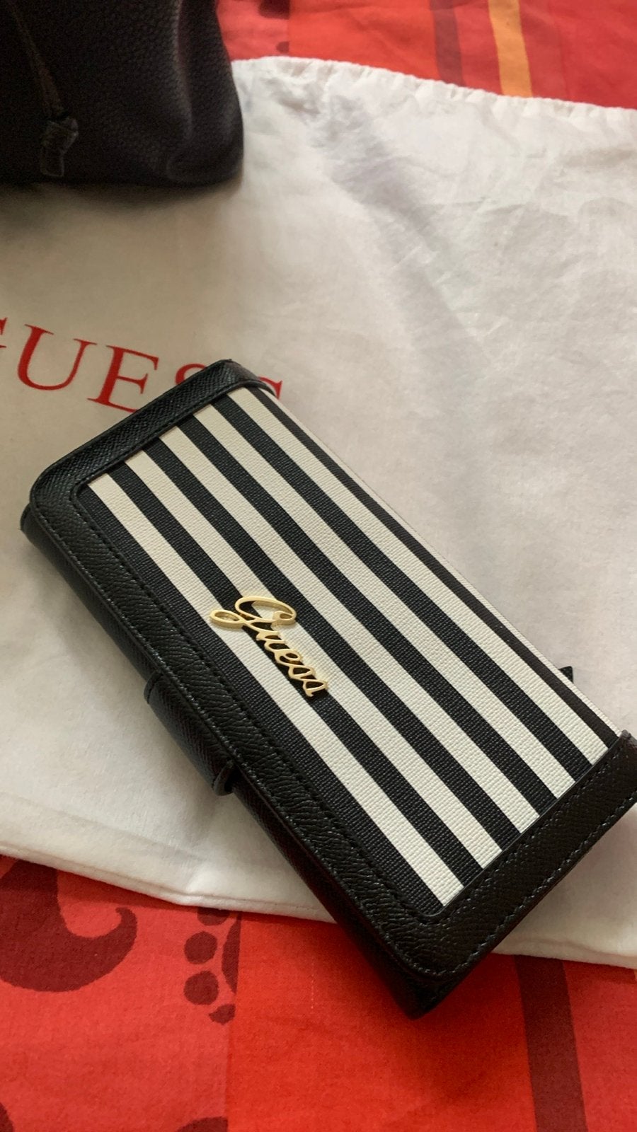 Guess portemonnee zwart-wit gestreept, Ophalen of Verzenden, Zo goed als nieuw, Zwart, Guess