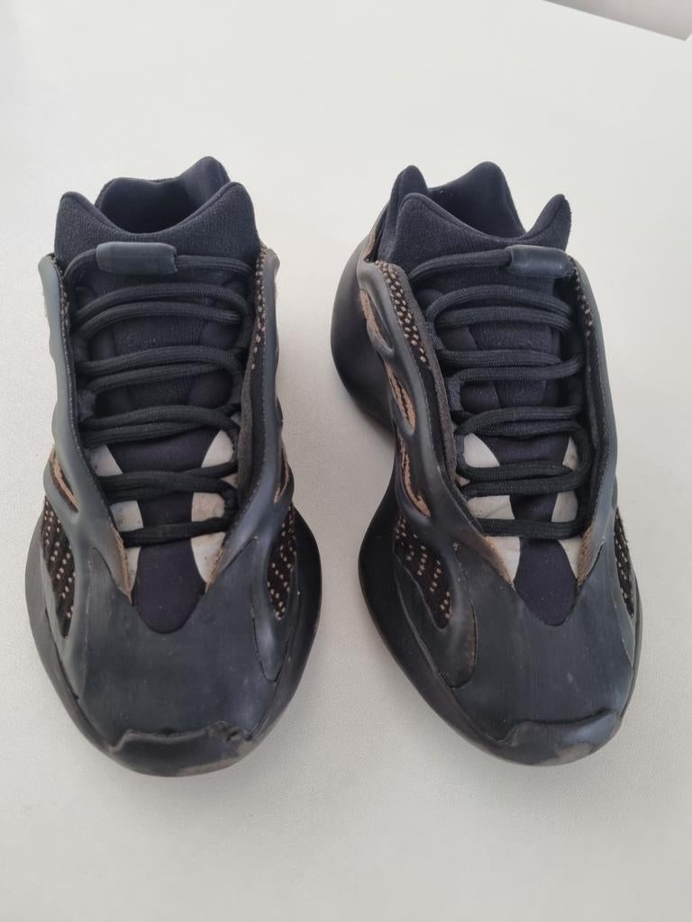 Adidas Yeezy sneakers maat 37,5, Kinderen en Baby's, Ophalen of Verzenden, Zo goed als nieuw, Adidas