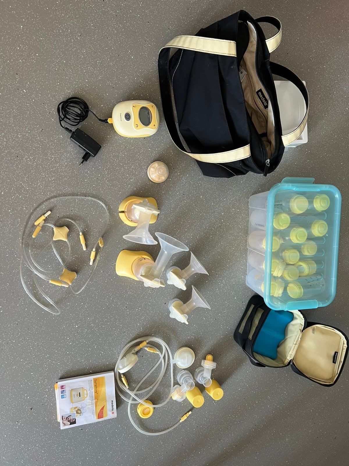 Medela freestyle borstkolf incl. Alle benodigdheden, Gebruikt, Medela, Borstkolf, Ophalen of Verzenden
