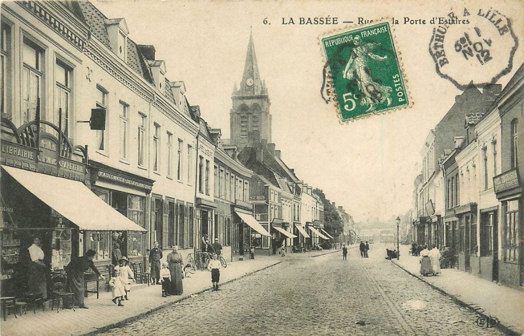 379-041-015 La Bassee, Verzamelen, Ansichtkaarten | Buitenland, Frankrijk, Voor 1920, Verzenden