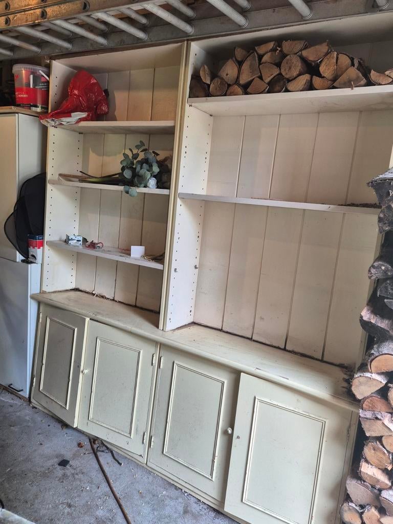 Robuuste houten kast - gratis af te halen, Huis en Inrichting, Kasten | Overige, Ophalen, Gebruikt