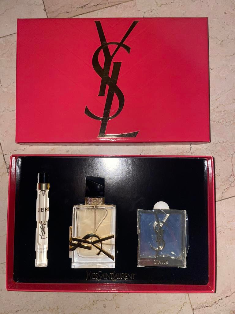 YSL Libre cadeauverpakking, Verzamelen, Ophalen of Verzenden, Nieuw, Parfumfles