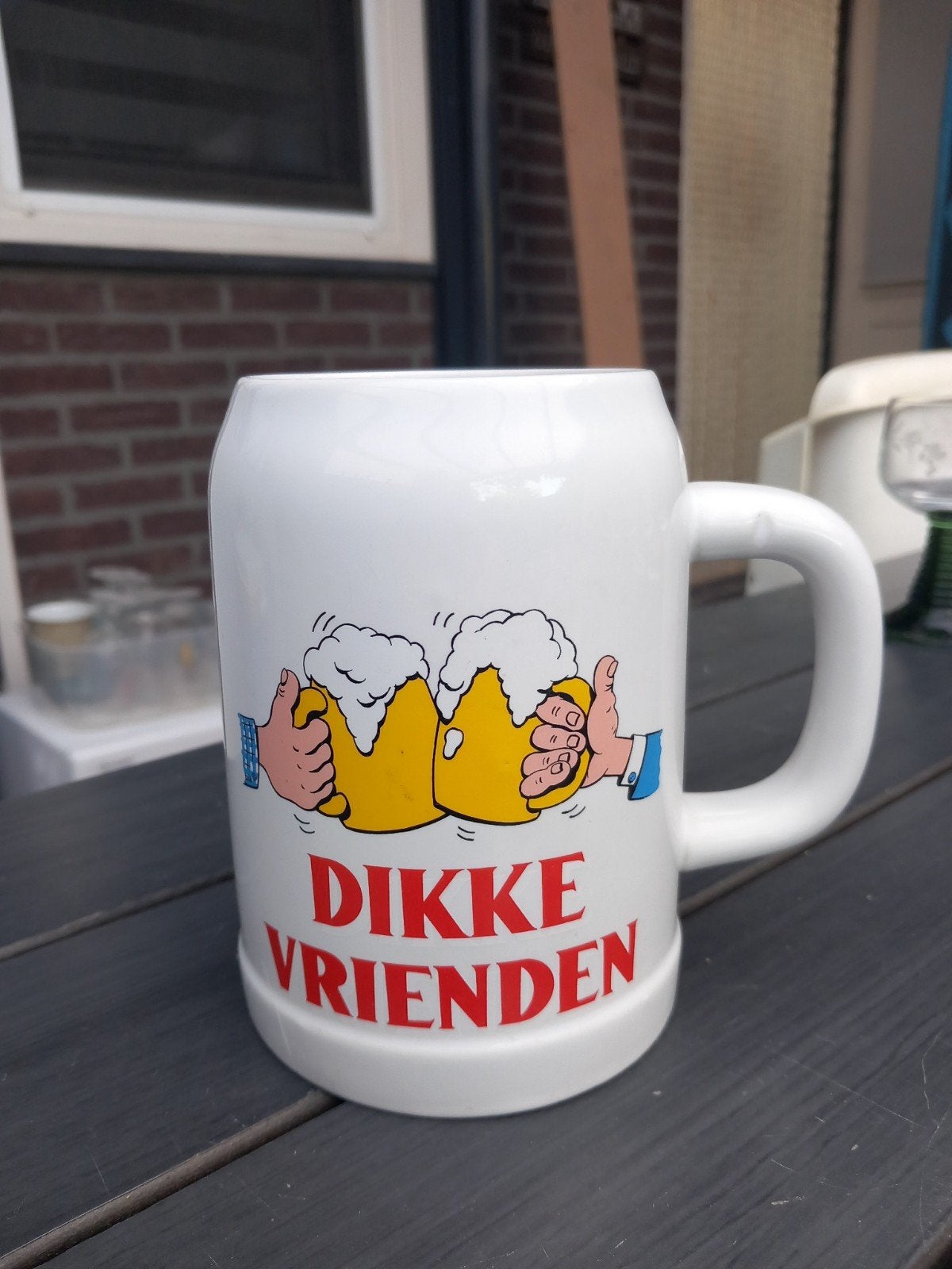 Bierpul "Dikke Vrienden" - Keramiek, Overige typen, Ophalen of Verzenden, Zo goed als nieuw, Steen/keramiek