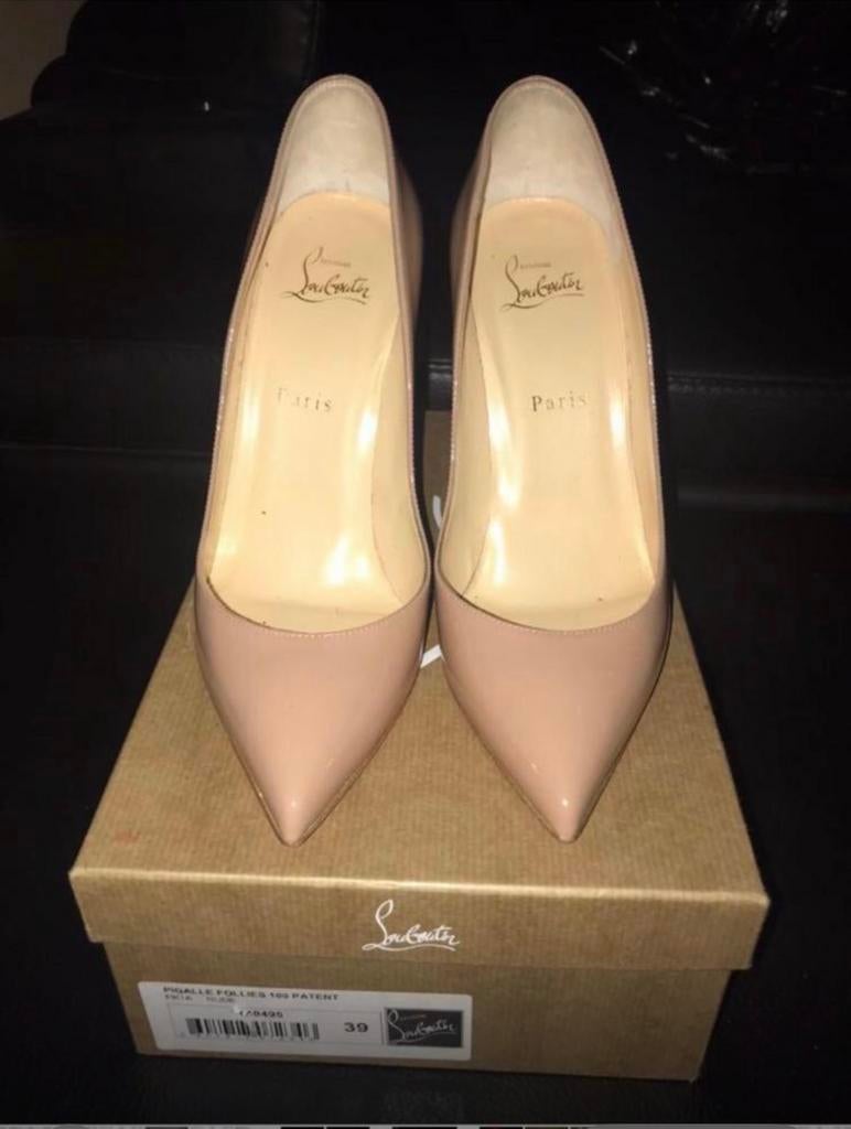 Louboutin, Kleding | Dames, Schoenen, Ophalen of Verzenden, Zo goed als nieuw, Zwart, Sneakers of Gympen