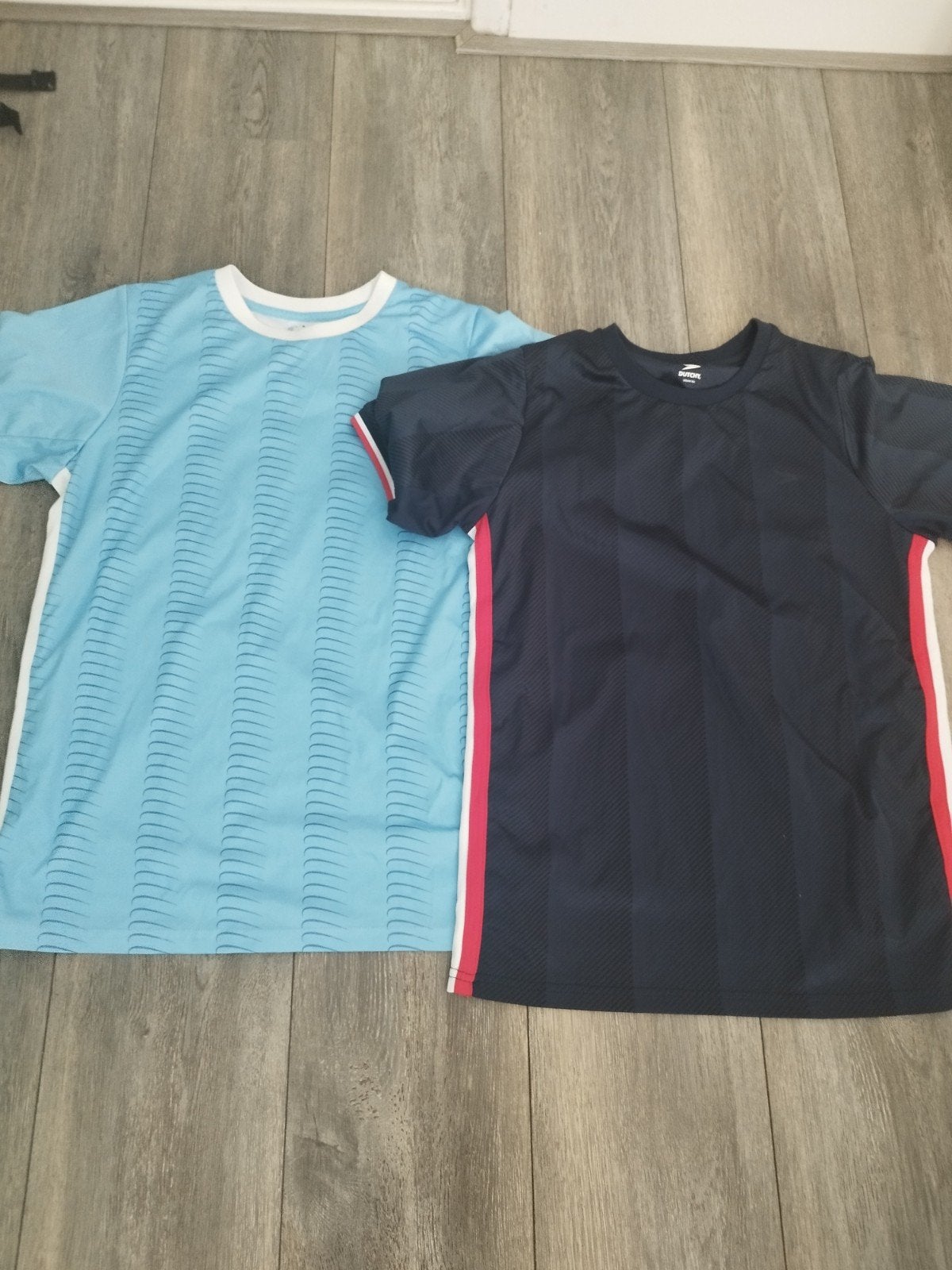 2 Kipsta voetbalshirts maat 170-176, betaalbaar, Blauw, Kipsta, Overige maten, Ophalen of Verzenden
