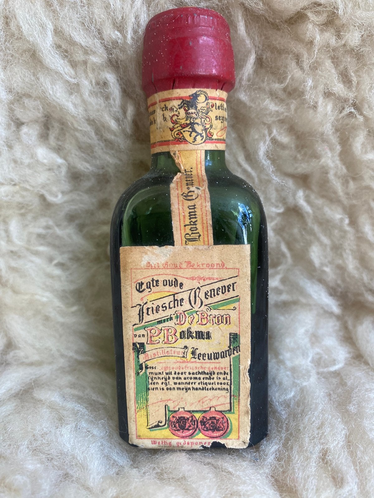 Vintage miniatuurfles 'Egte Oude Friesche Genever Bokma., Ophalen of Verzenden, Zo goed als nieuw