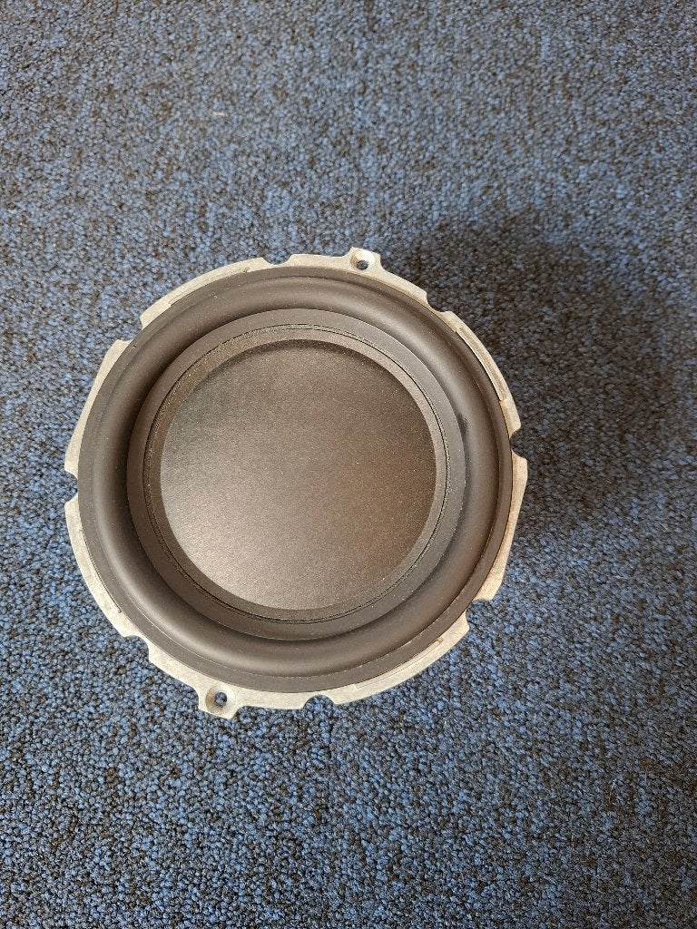 B&W Woofer LF 00010, Overige merken, Ophalen of Verzenden, Zo goed als nieuw, 120 watt of meer