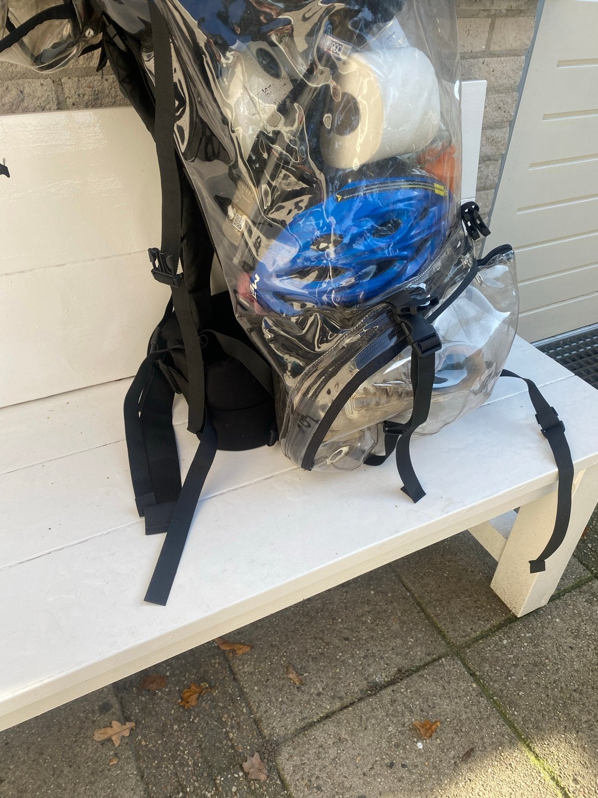 Radical Design Rugzak - Transparant en Waterdicht, Gebruikt, 25 tot 40 cm, Trekking, Ophalen
