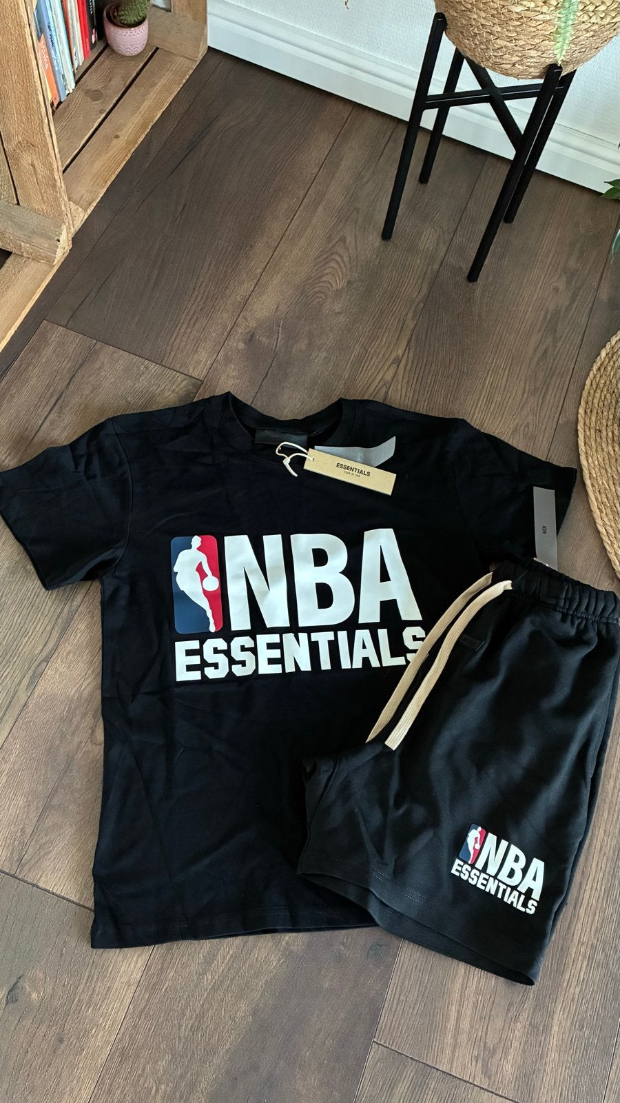 NBA Essentials Zwart set, Ophalen of Verzenden, Nieuw