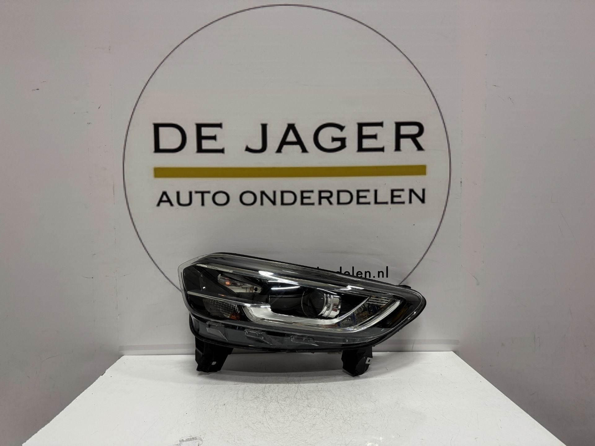 RENAULT KADJAR LED KOPLAMP LINKS 260609857R ORIGINEEL, Renault Group, Gebruikt, Contact.group@renault.com, Renault