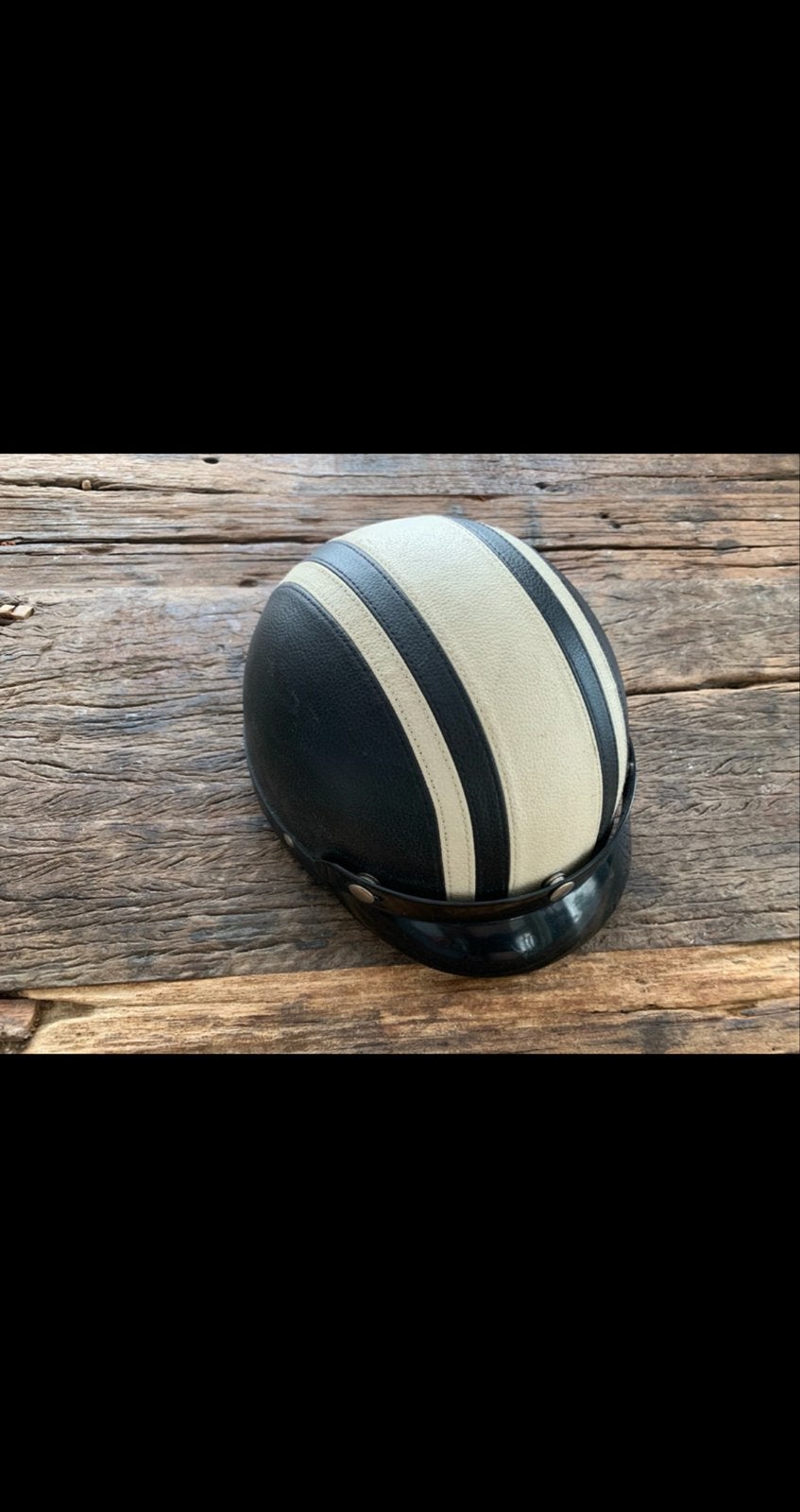 Retro motorhelm / paardrijhelm - Zwart met beige strepen, Motoren, Kleding | Motorhelmen, Overige merken, Dames, Tweedehands, Overige typen