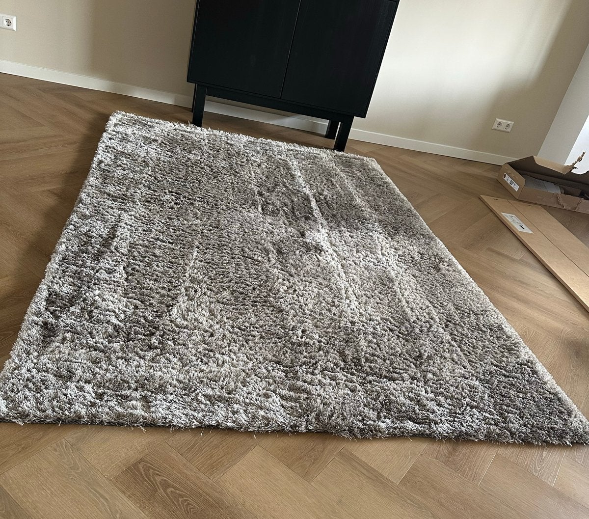 Zilvergrijs vloerkleed, Ophalen, Gebruikt, 150 tot 200 cm, 200 cm of meer