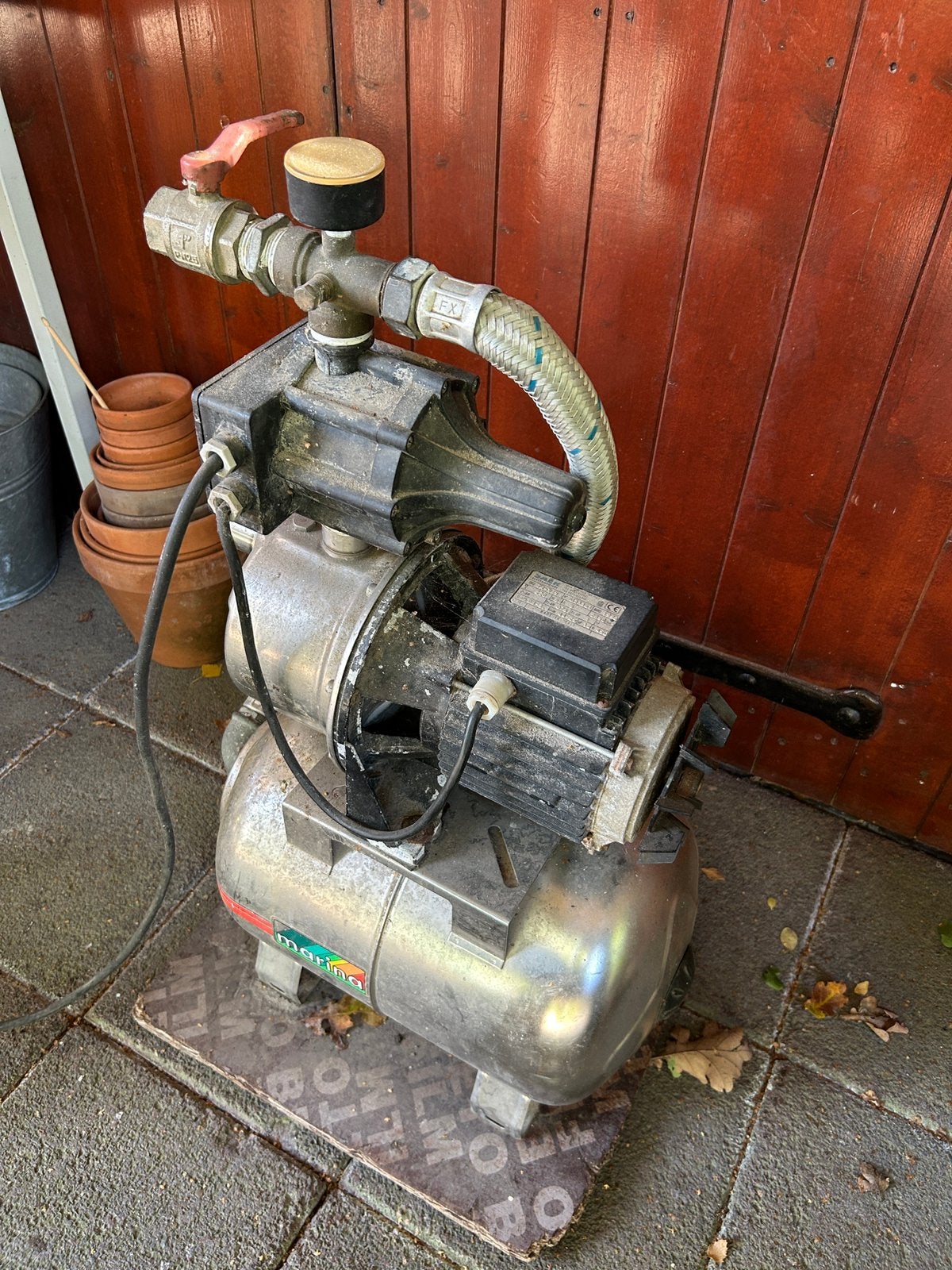 Water bronpomp met drukvat, Ophalen, Gebruikt, Elektrisch, Hydrofoorpomp