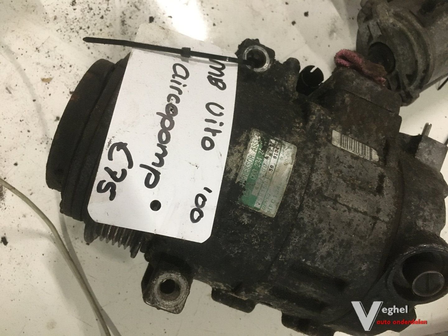Mercedes Vito 220cdi bwjr2000 Aircopomp, Gebruikt, -, -, Ophalen of Verzenden