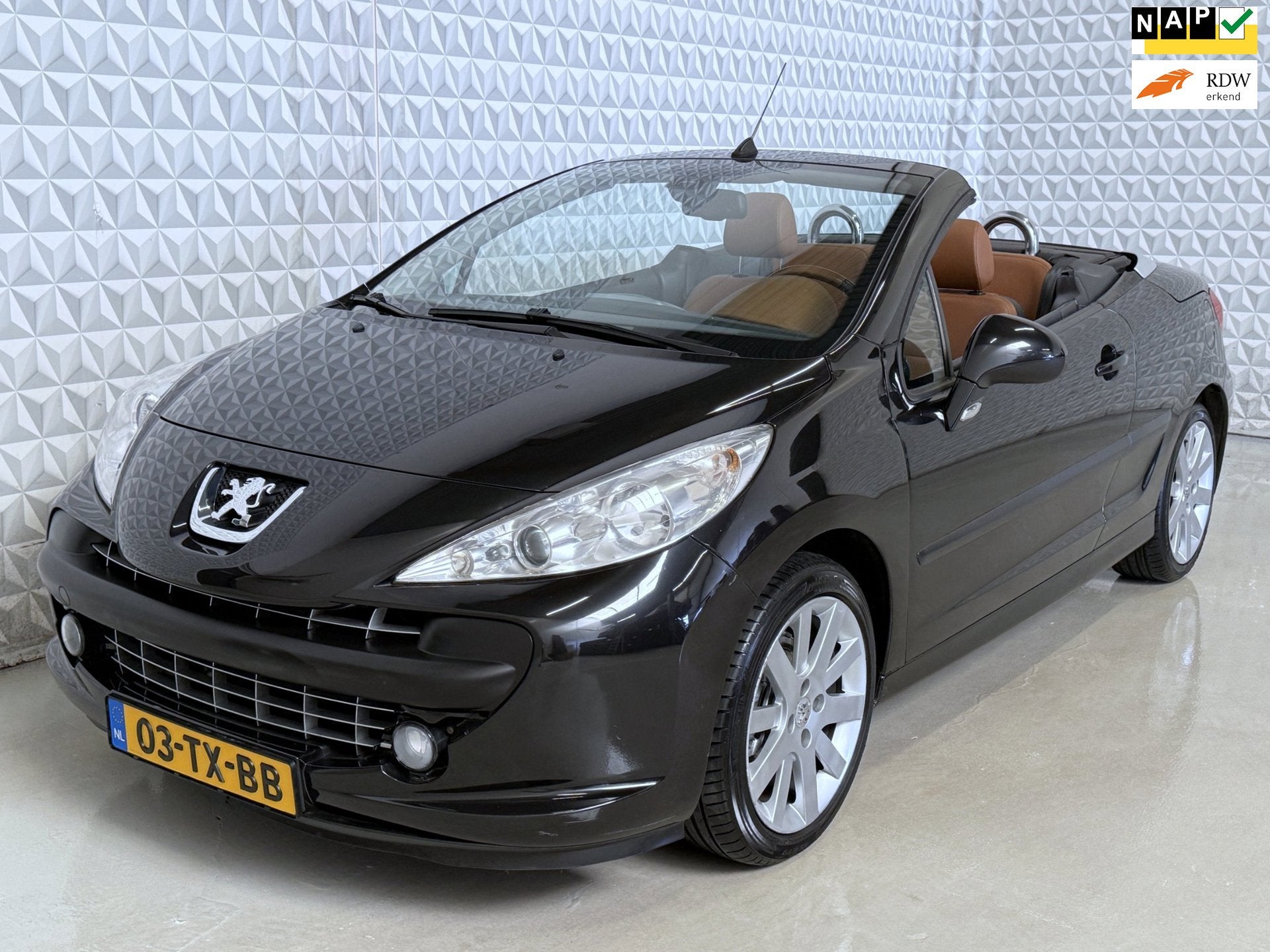 Peugeot 207 CC 1.6-16V T Féline 2e EIGENAAR! 92.000km (2007, Auto's, Voorwielaandrijving, Gebruikt, 4 cilinders, 4 stoelen