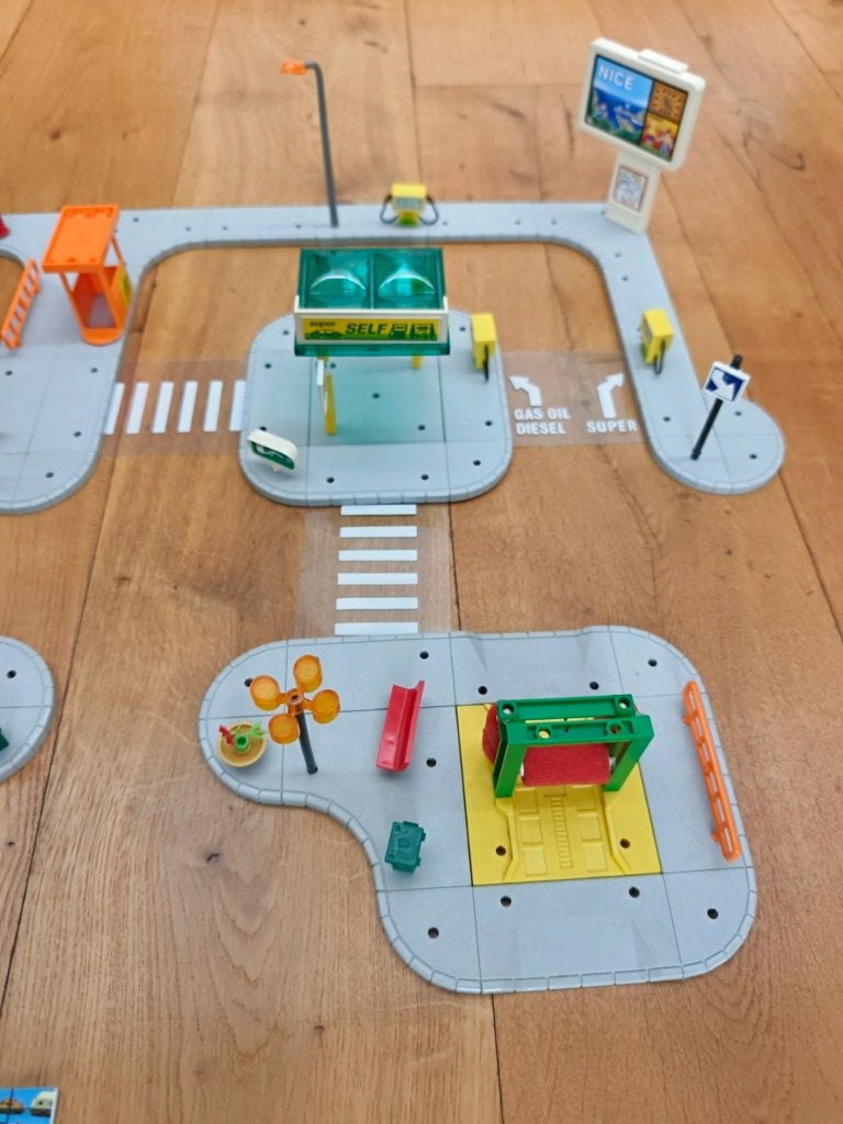 Majo-Kit speelset 708 & 734 voor modelauto's, Kinderen en Baby's, Ophalen of Verzenden, Gebruikt, Overige merken