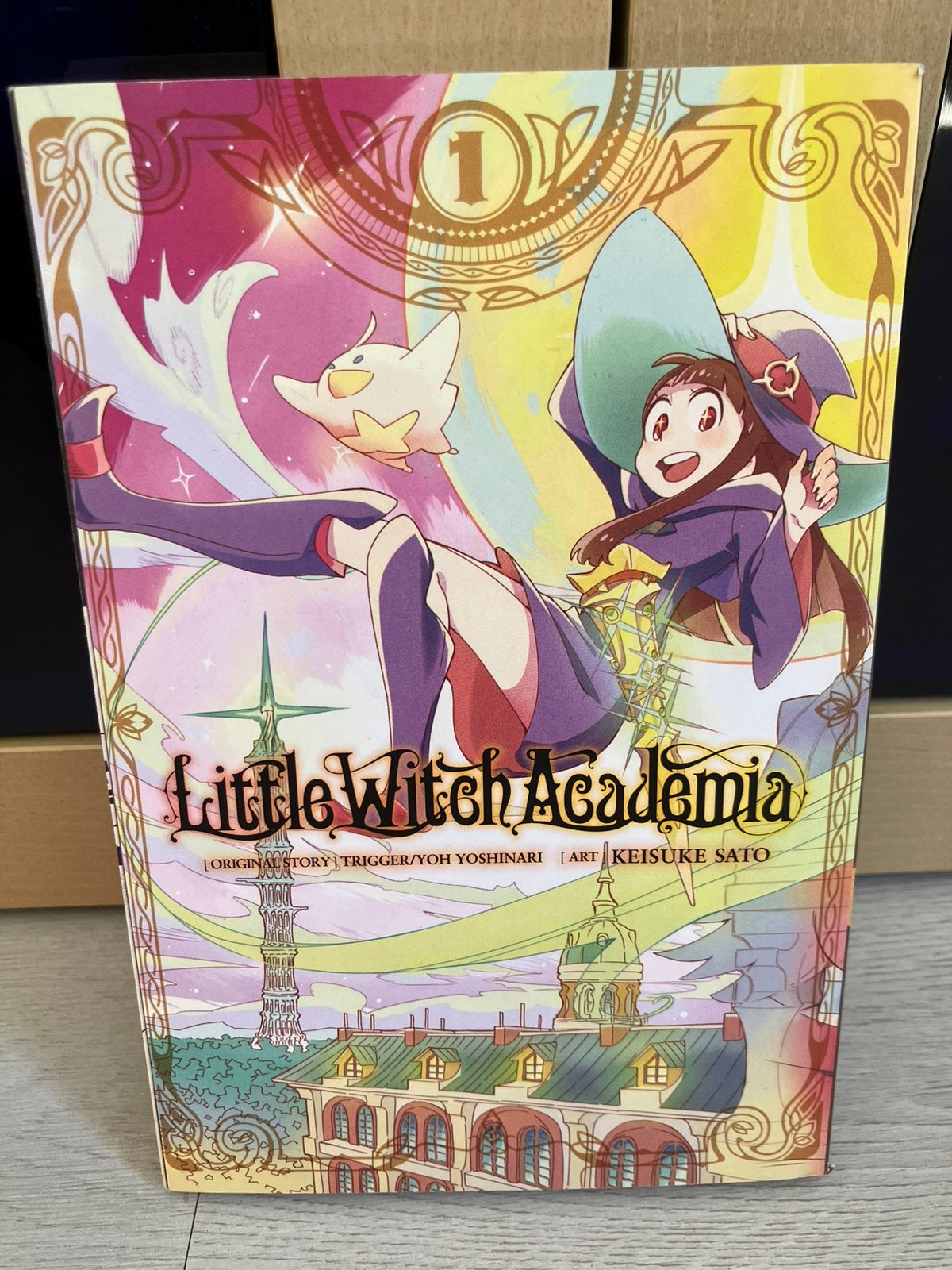Little Witch Academia - Volume 1, Boeken, Strips | Comics, Eén comic, Ophalen of Verzenden, Zo goed als nieuw