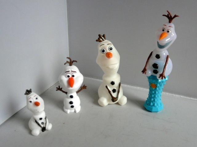 Olaf resp.2 x20cm en 17 cm e.a. - zie foto's, Disney, Overige typen, Ophalen of Verzenden, Zo goed als nieuw
