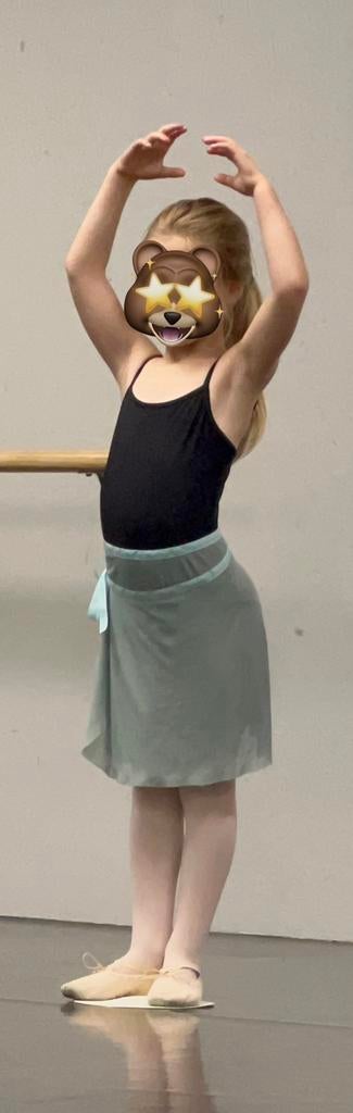 Balletpakjes (8&10) en rok, Ophalen, Zo goed als nieuw
