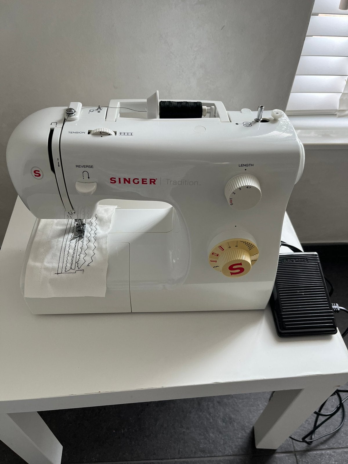 Singer naaimachine, Ophalen of Verzenden, Zo goed als nieuw, Naaimachine, Singer