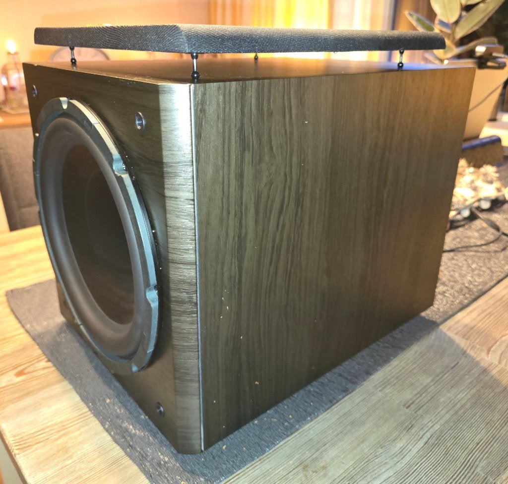 Tannoy mX-SUB 10 actieve subwoofer in zeer mooie staat., Audio, Tv en Foto, Luidsprekers, Gebruikt, Subwoofer, 60 tot 120 watt
