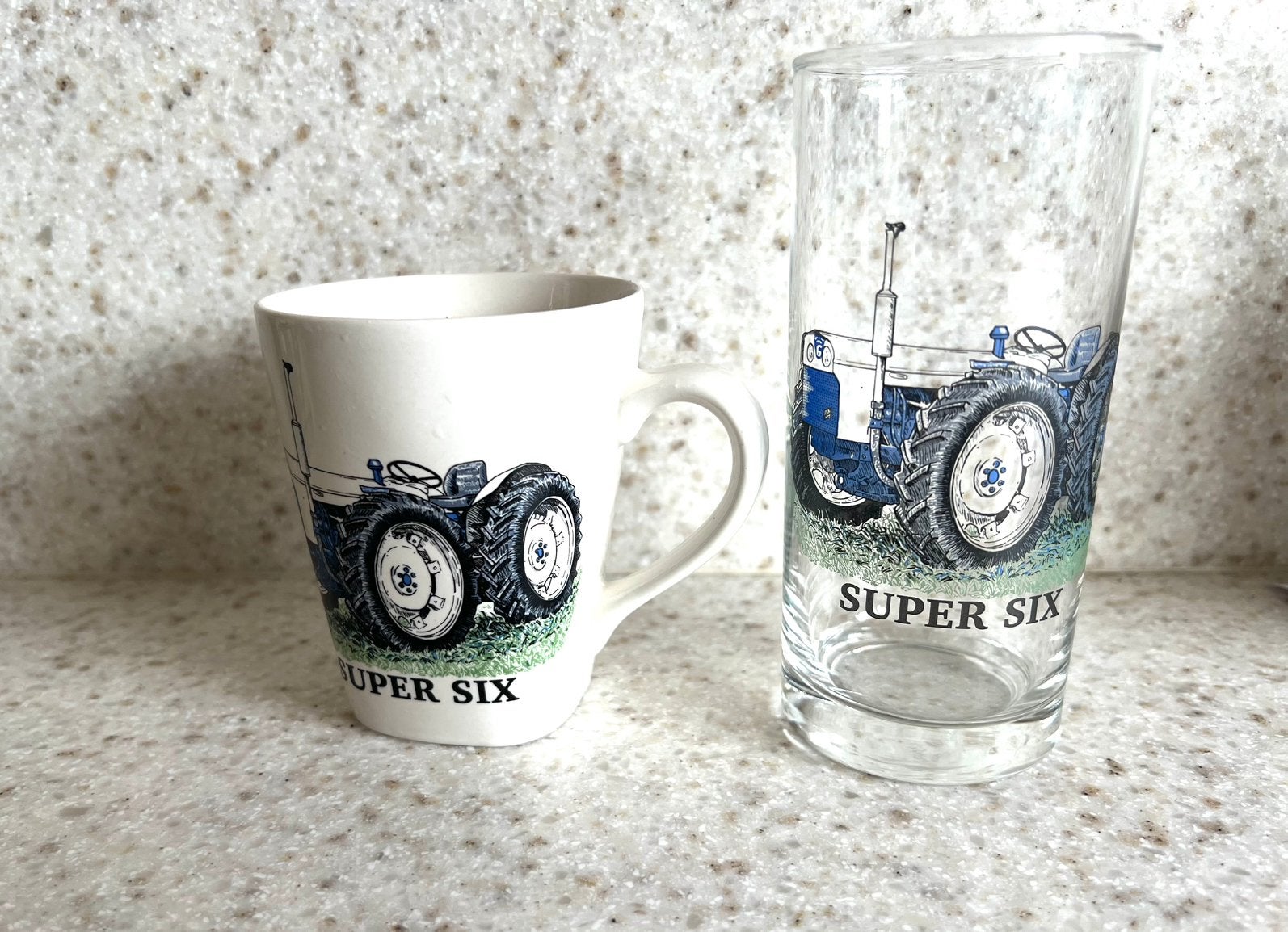 Ford County Super Six trekker set glas en beker aardewerk, Verzamelen, Verzenden, Nieuw, Overige typen