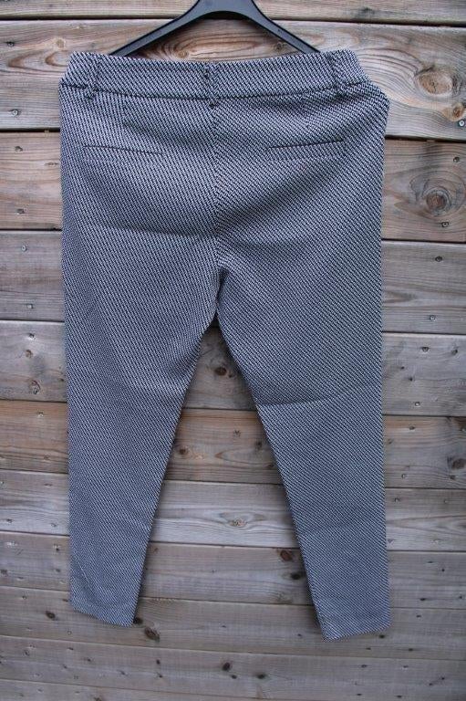 Broek zwart/ offwhite Vera Jo mt M Vaste prijs, Maat 38/40 (M), Verzenden, Zwart, Vera Jo