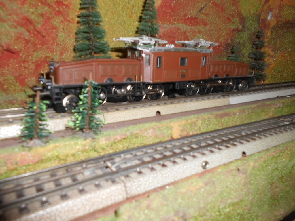Märklin 3352 Bruine Krokodil Zwitserland SBB CFF digitaal, Wisselstroom, Locomotief, Ophalen of Verzenden, Zo goed als nieuw
