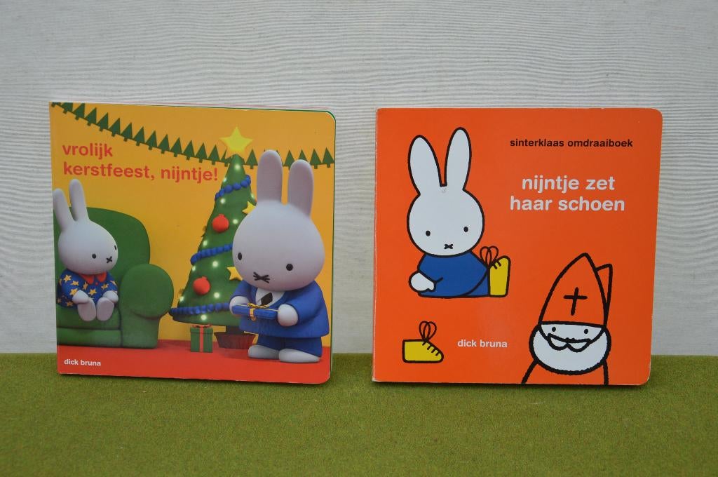 2 Nijntje boekjes met kartonnen blz: Vrolijk kerstfeest+Sint, Ophalen of Verzenden, Gelezen, Dick Bruna, 2 tot 3 jaar