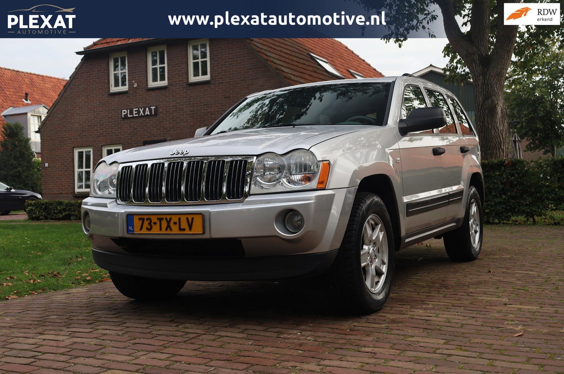 Jeep Grand Cherokee 4.7 V8 Laredo Aut. | Youngtimer | Stoelv, Automaat, Dealer onderhouden, Gebruikt, 8 cilinders