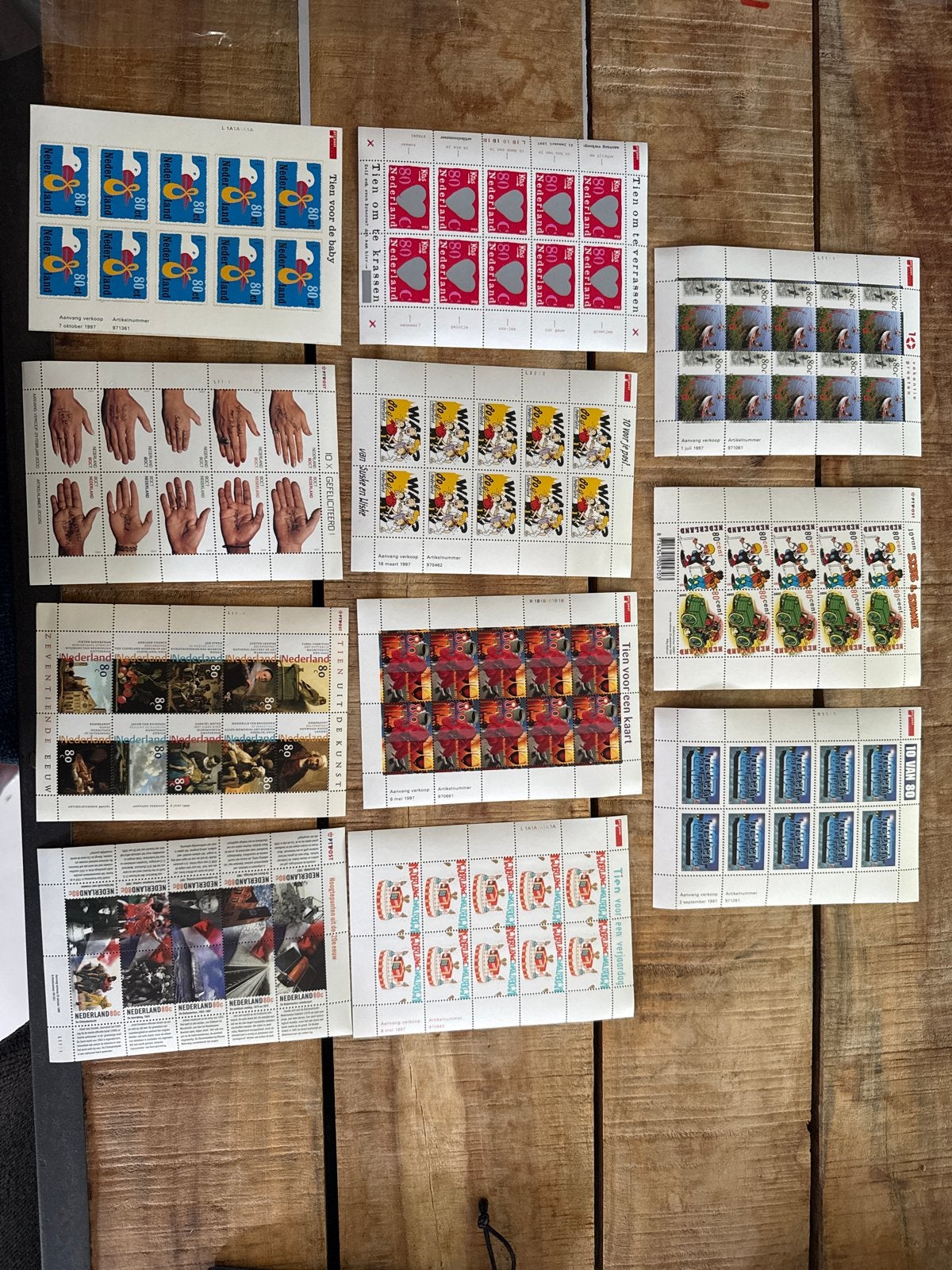 Verzameling Nederlandse postzegelvelletjes (jaren '90), Ophalen of Verzenden, Na 1940, Postfris